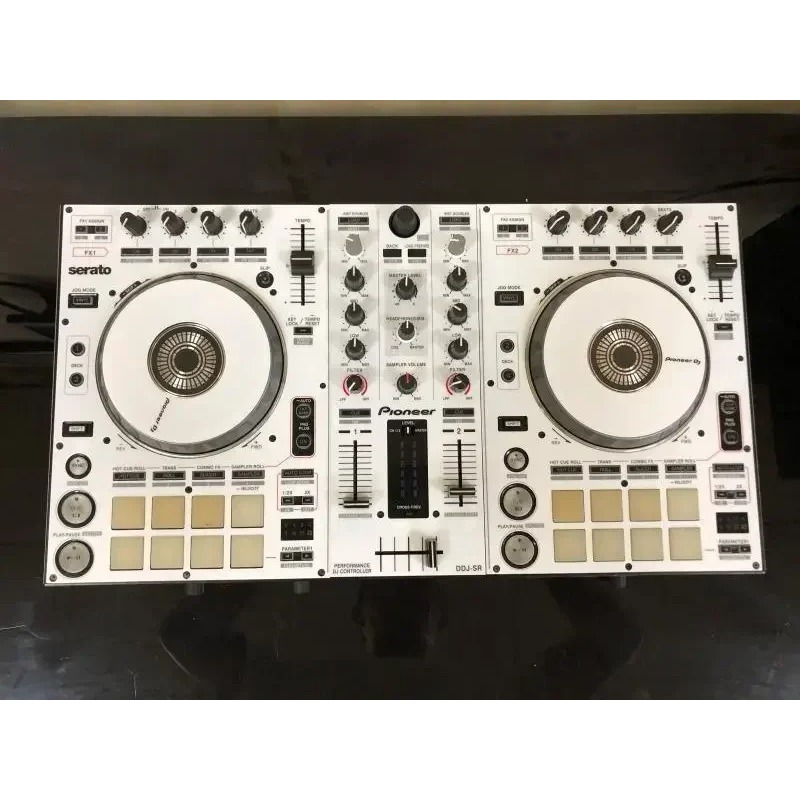 Pioneer DDJ-SR Controller Skin - Headphone Amplifier Dac recensione e prezzo